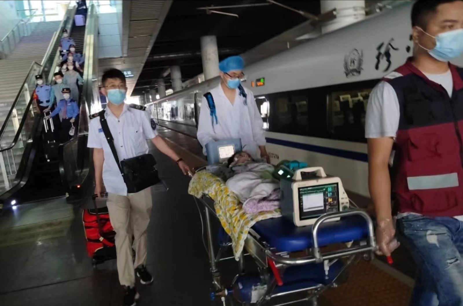 永康市高铁转运公司